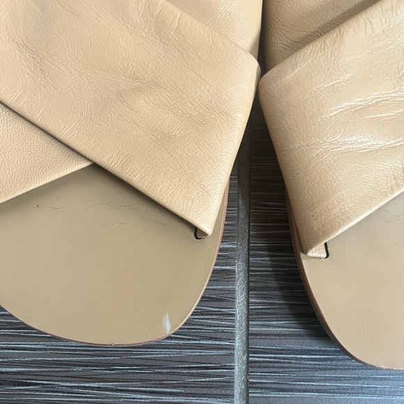 Everlane The Day Crossover Leather Sandals, Light Taupe - Picture 2 of 2